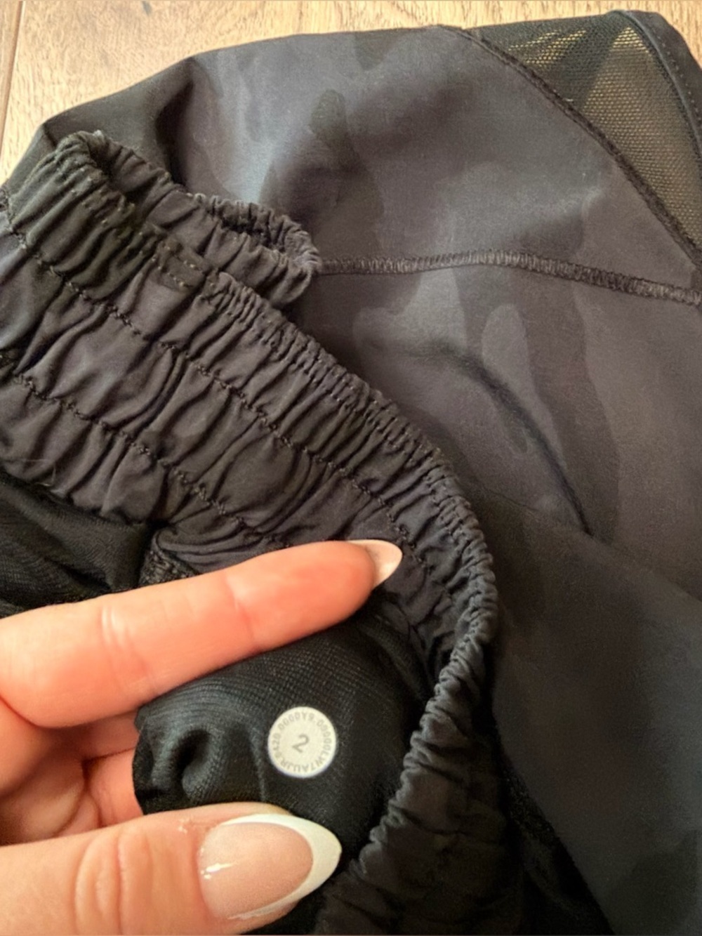 Lululemon Black Camo Shorts - Picture 4 of 4